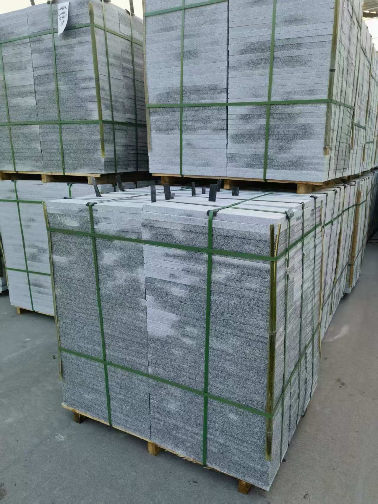 宁夏 芝麻白地铺石材