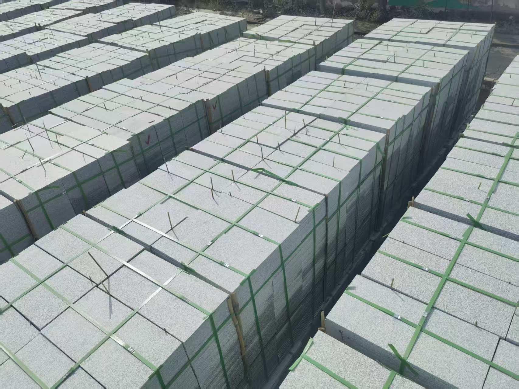 宁夏 芝麻白1.8公分火烧300*600地铺，清仓大甩卖