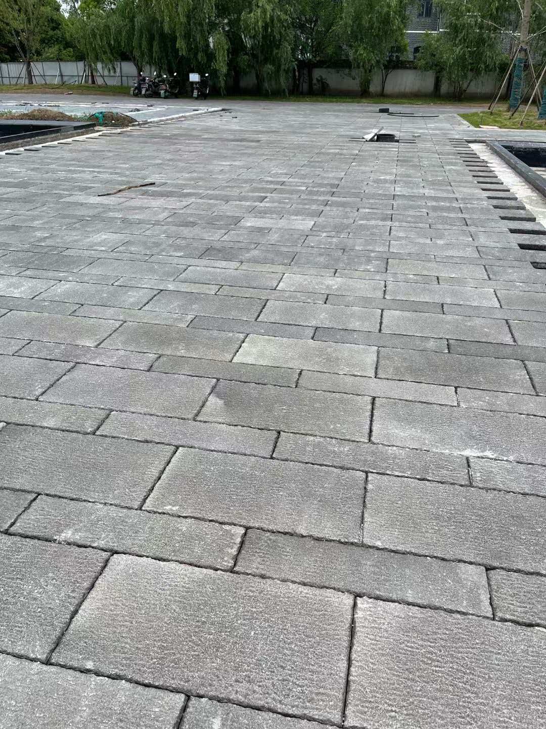 宁夏 工地仿古石铺装现场实拍