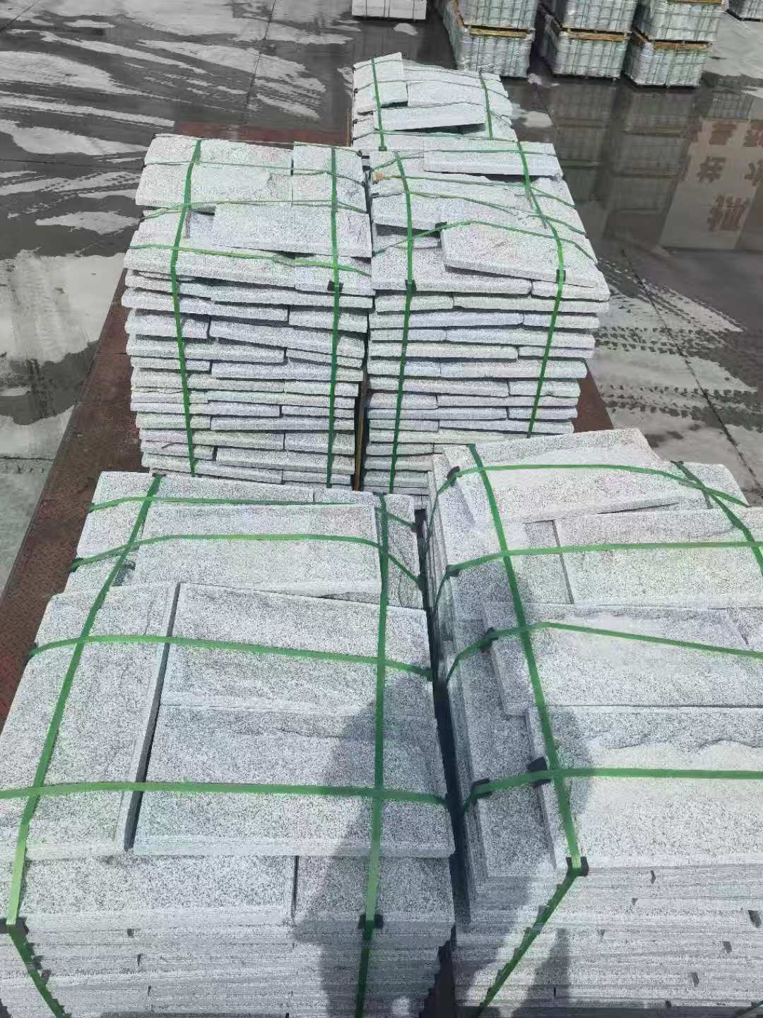 宁夏 芝麻白蘑菇石装车出货