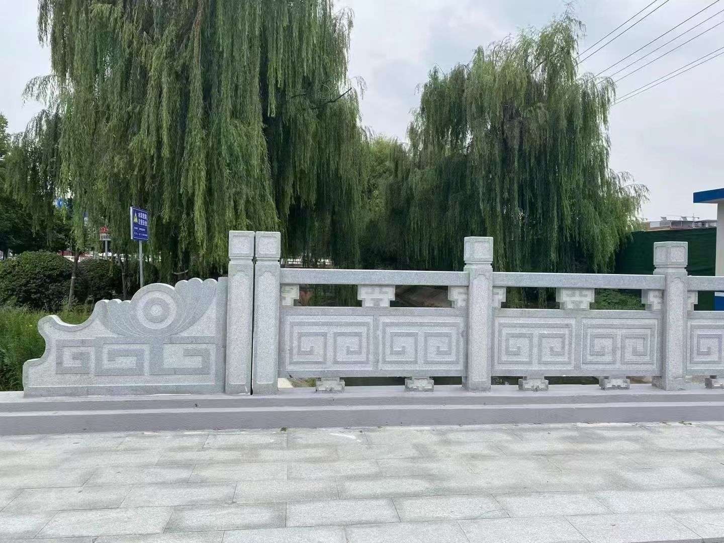 宁夏 芝麻灰桥栏杆、河道栏杆安装效果