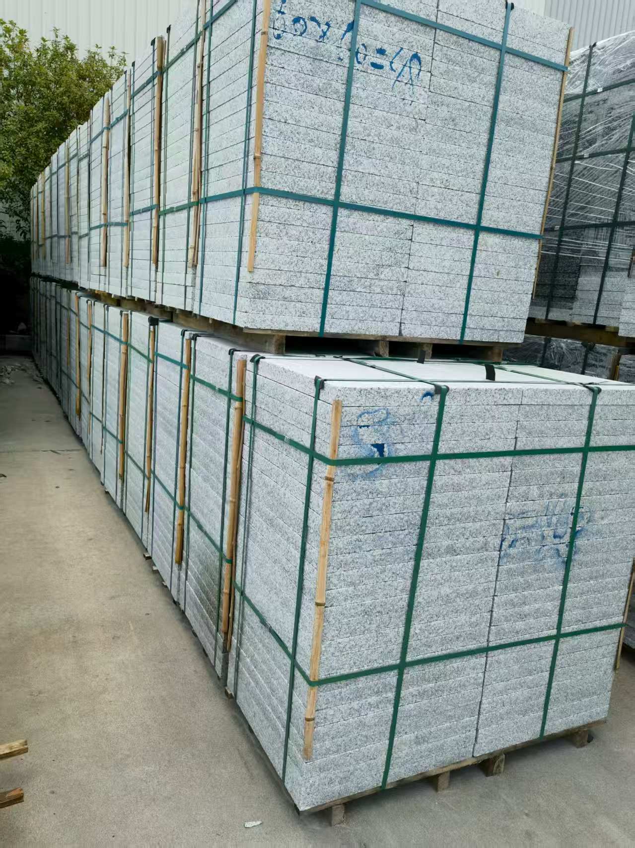 宁夏 大花芙蓉白火烧成品，市政园林广场地铺石
