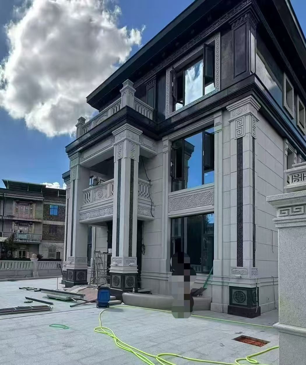 宁夏 别墅干挂，芝麻白与芝麻黑完美配合